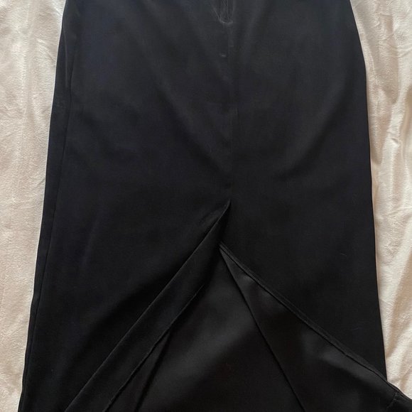 Black Maxi Skirt with Sexy Back Split - Picture 2 of 10